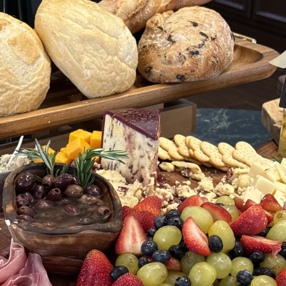 top-sunday-brunch-ocala-buffet-fresh-fruit-station